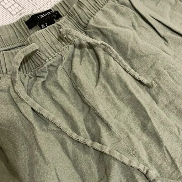 Forever 21 shorts - Picture 4 of 6